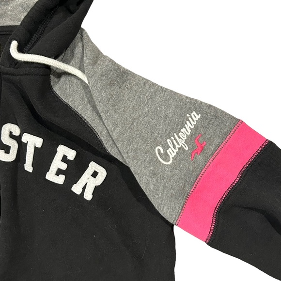 Hollister zip up sweater - Picture 4 of 7